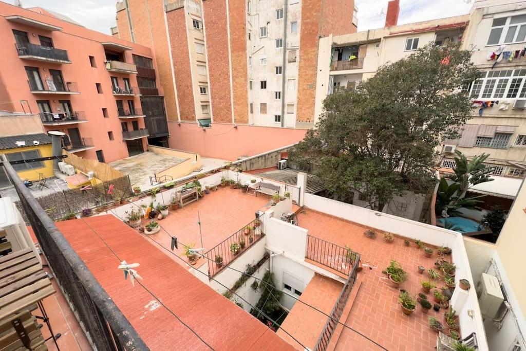 Bebarceloner Sants Apartments - 2 Bedrooms Екстер'єр фото