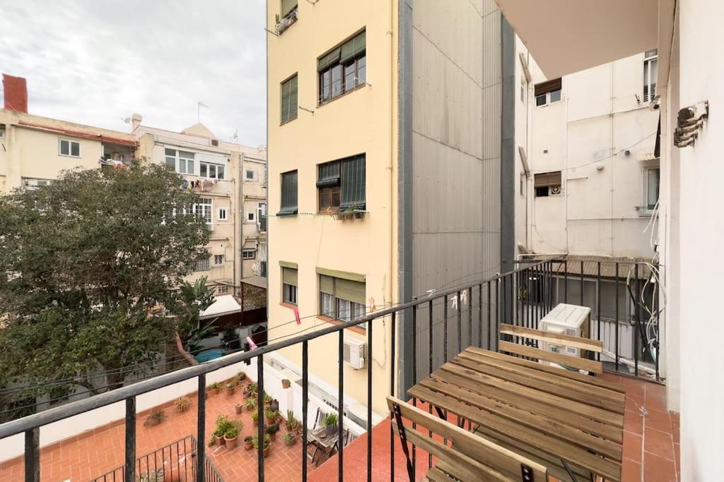 Bebarceloner Sants Apartments - 2 Bedrooms Екстер'єр фото